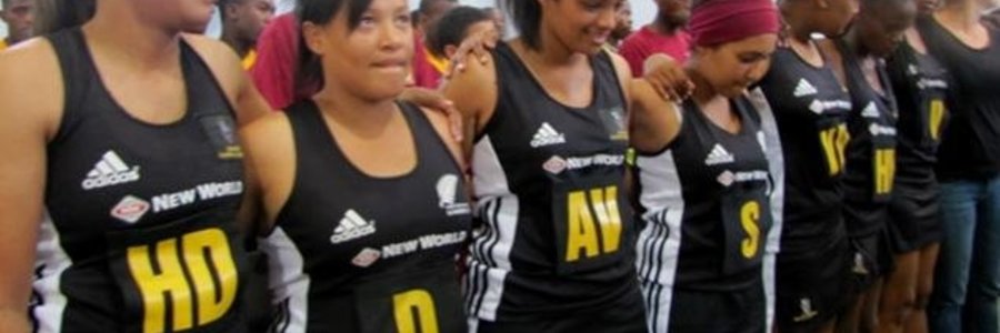 Onder 19A meisies netbalspan 